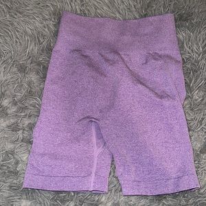 Athletic shorts - butt lifting